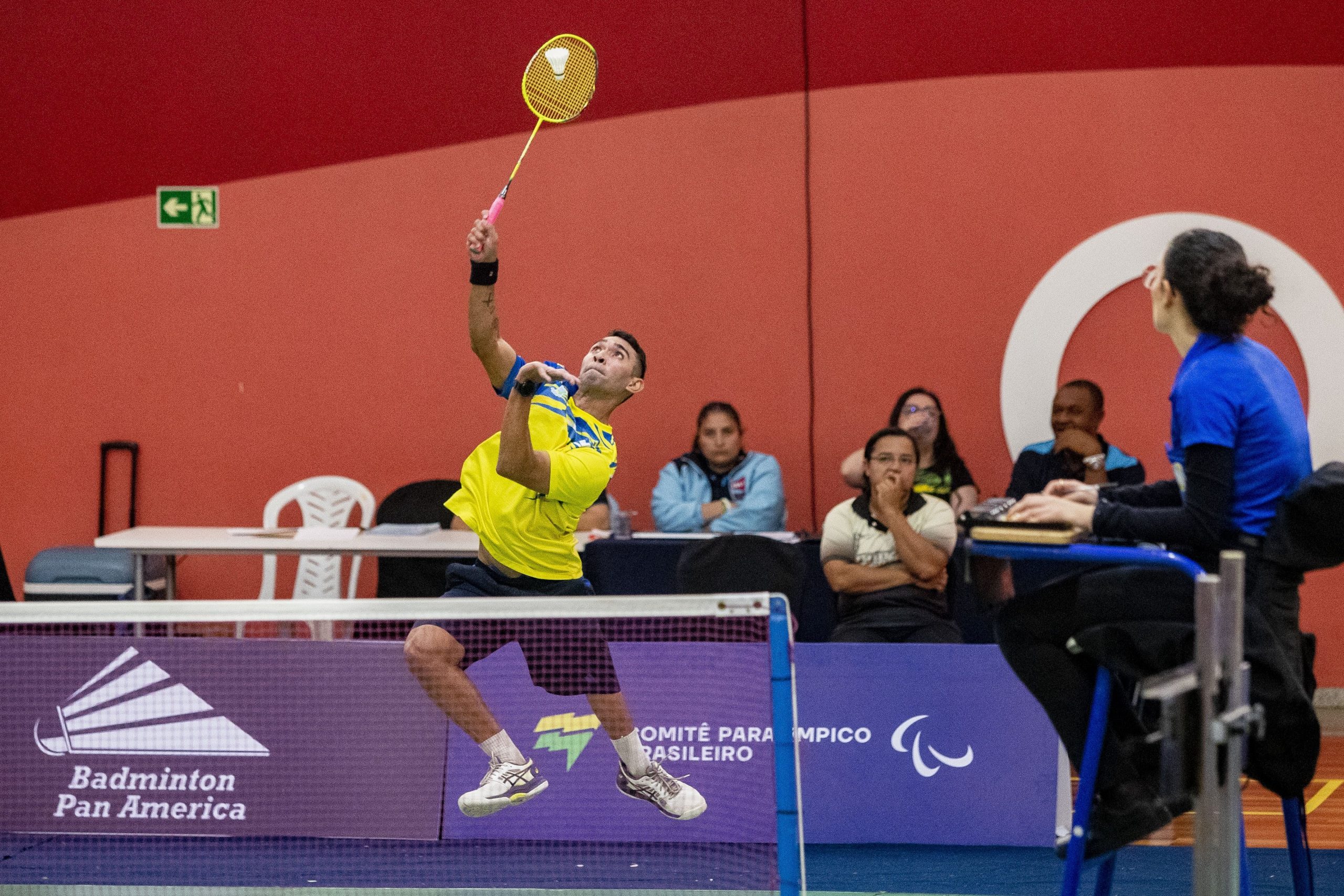 Atleta de parabadminton e estudante da Uniateneu, no Ceará, Jonny Paiva | Foto: Alessandra Cabral/CPB